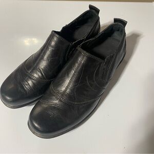 Romika Citylights 83 black leather slip on